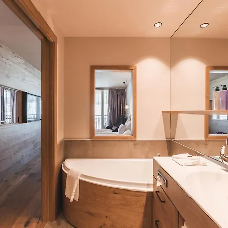 Familiamus Hotel 5*