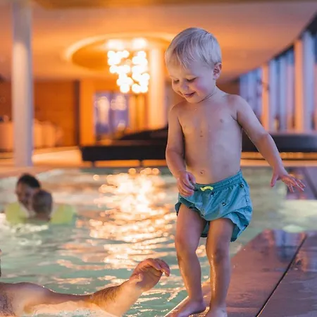 Hotel Familiamus 5*